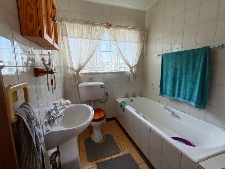 4 Bedroom Property for Sale in Fauna Free State